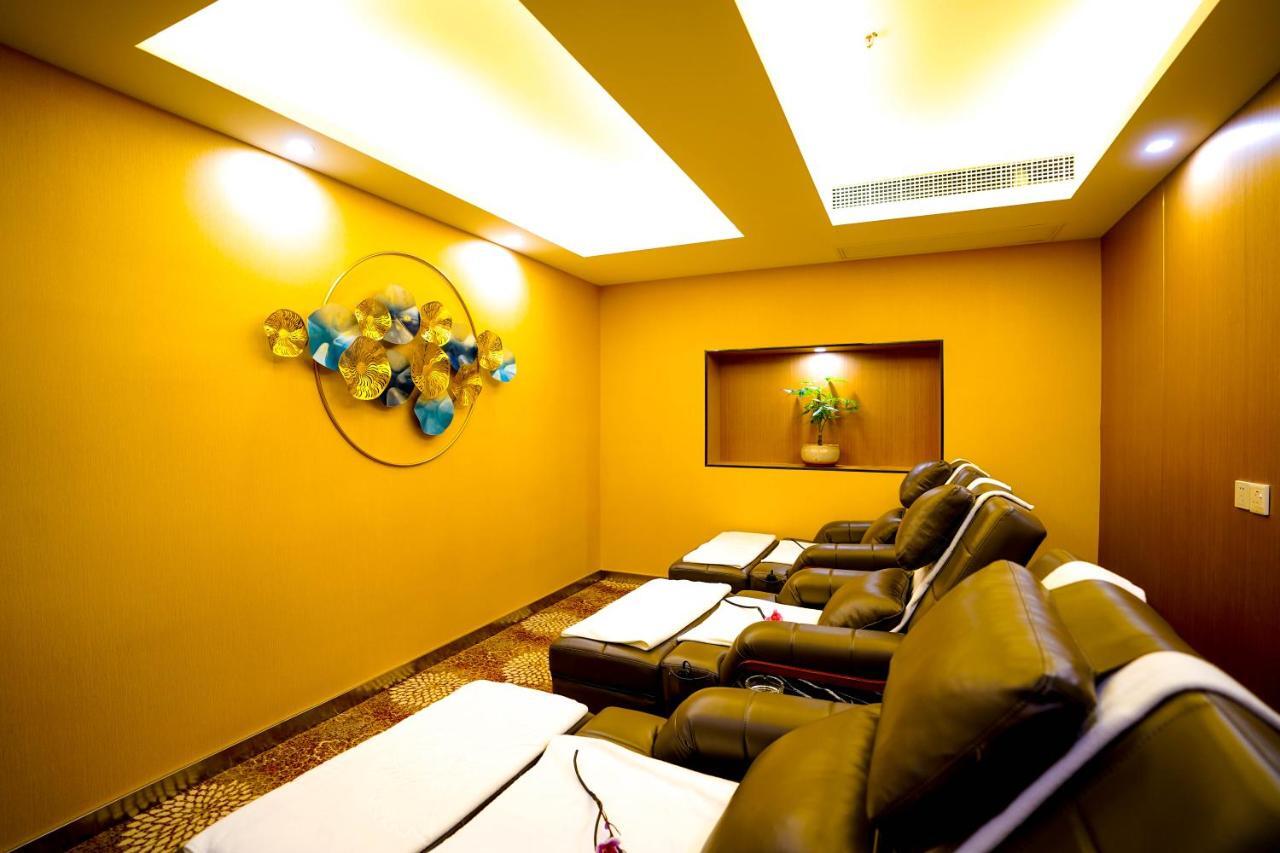 Itcc Manhattan Suites By Pinstay Penampang Exterior photo